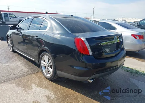 2011 Lincoln Mks z USA, uszkodzony, nr VIN 1LNHL9DR3BG613209